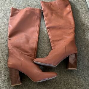 Kenneth Cole Leather Upper browns boots
